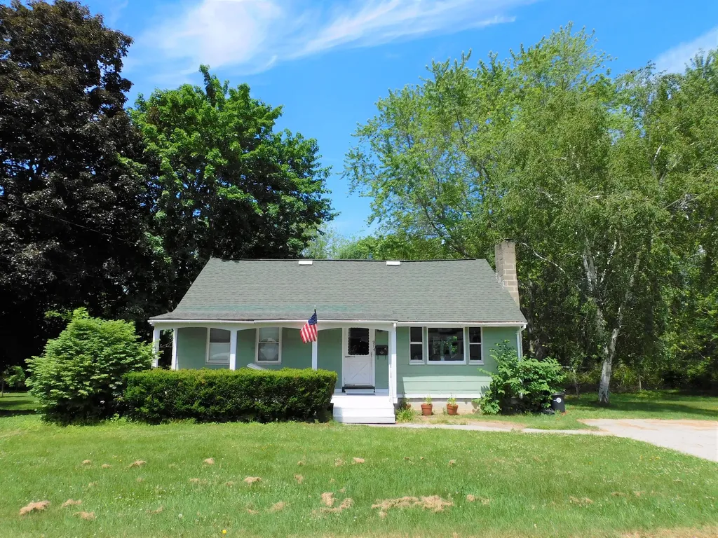 974 N Main Street Brewer ME 04412