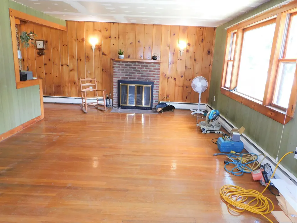 974 N Main Street Brewer ME 04412