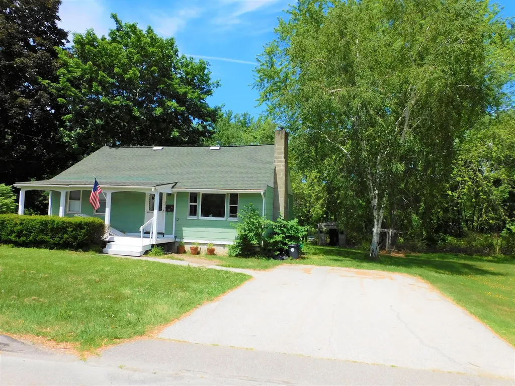 974 N Main Street Brewer ME 04412
