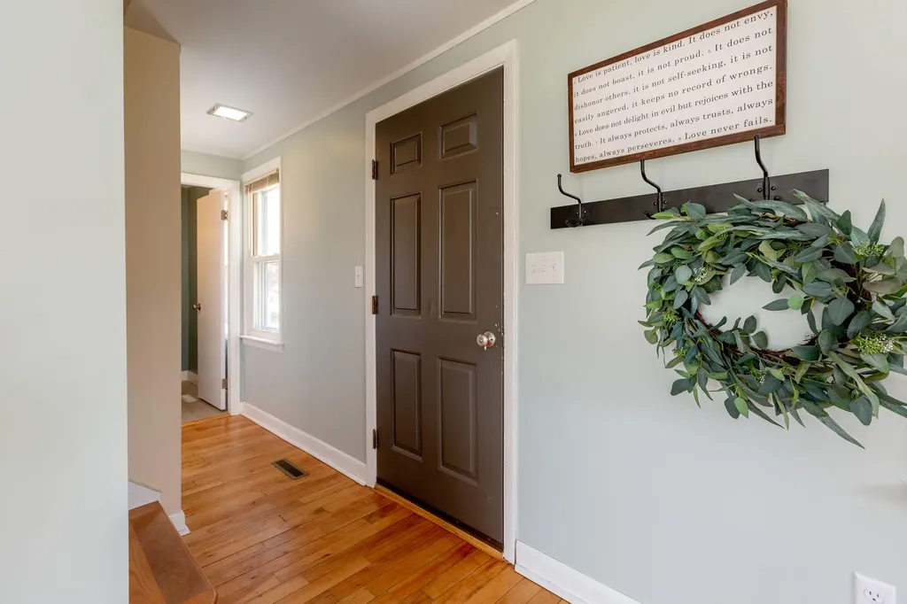 42 Emanual Drive Brunswick ME 04011