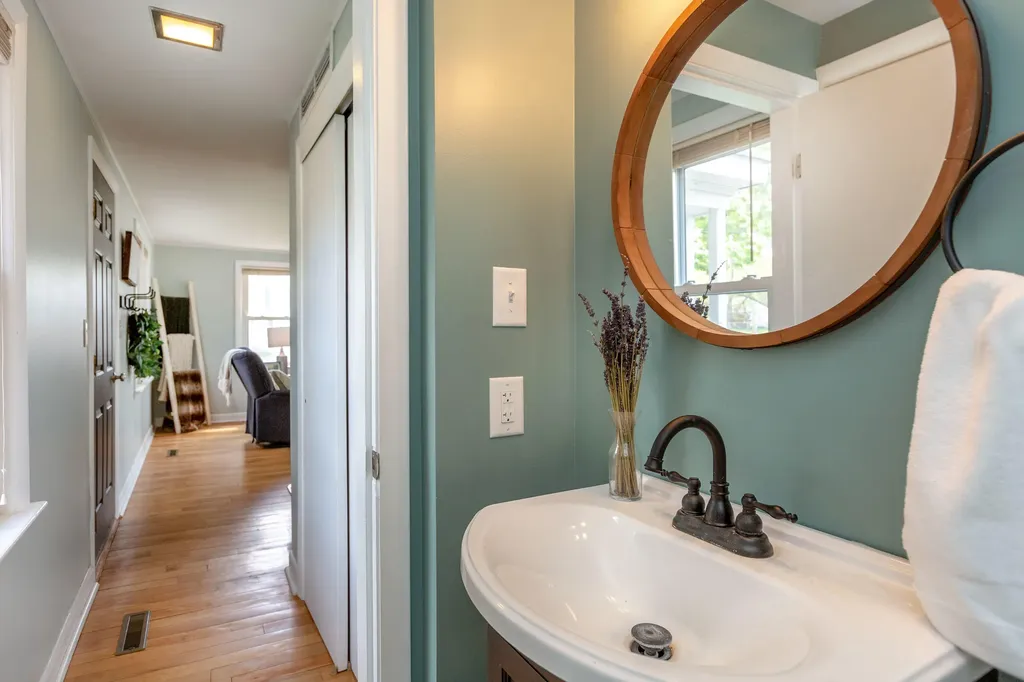42 Emanual Drive Brunswick ME 04011