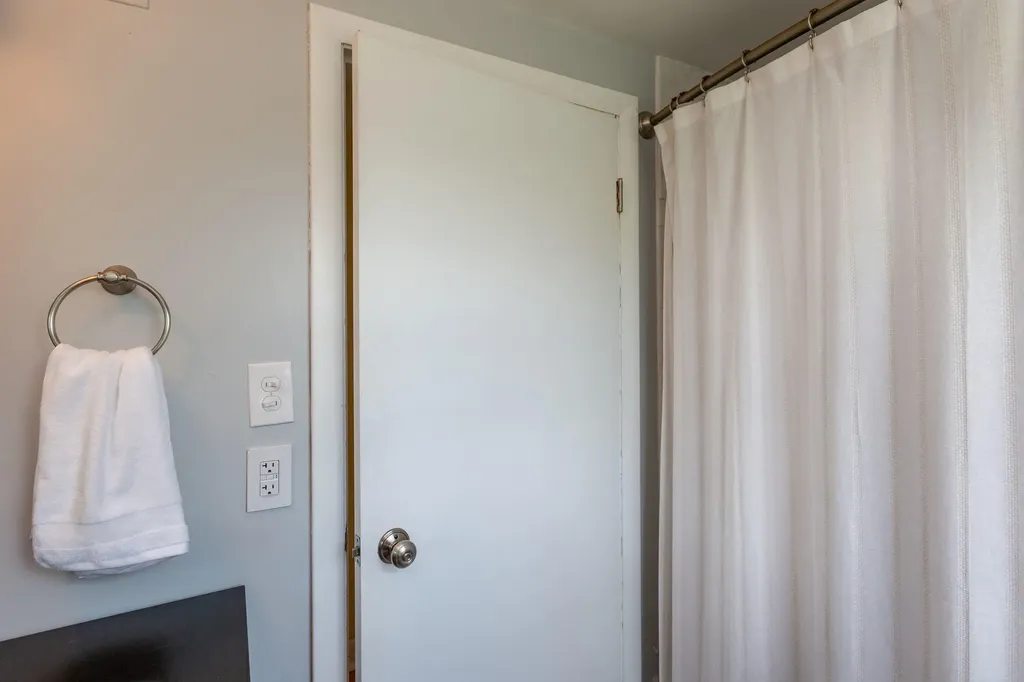 42 Emanual Drive Brunswick ME 04011