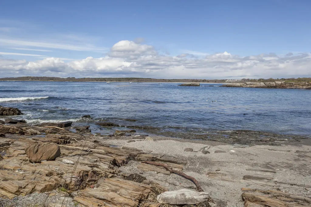 18 Angell Point Road Cape Elizabeth ME 04107