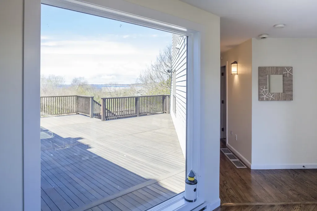 18 Angell Point Road Cape Elizabeth ME 04107