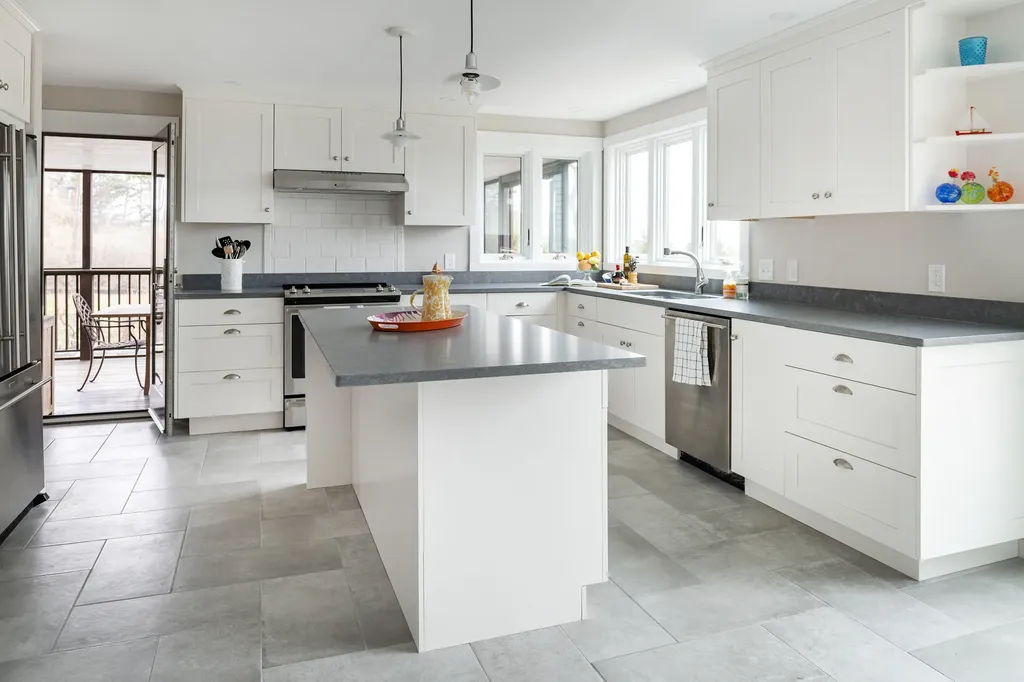 18 Angell Point Road Cape Elizabeth ME 04107