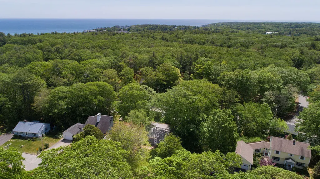 42 Highland Avenue Ogunquit ME 03907