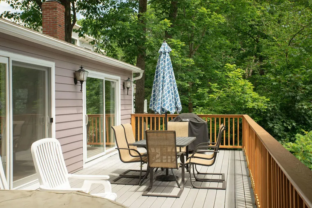 42 Highland Avenue Ogunquit ME 03907