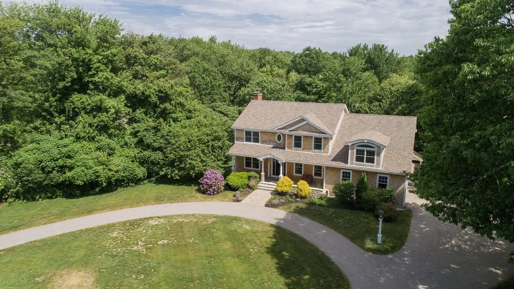 15 Boban Street York ME 03909