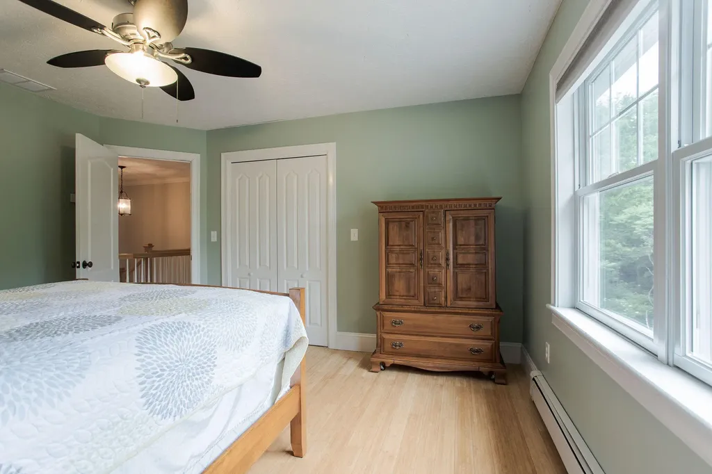 15 Boban Street York ME 03909