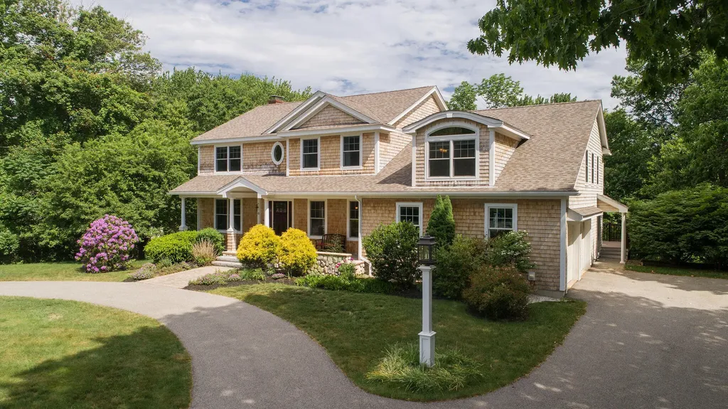 15 Boban Street York ME 03909