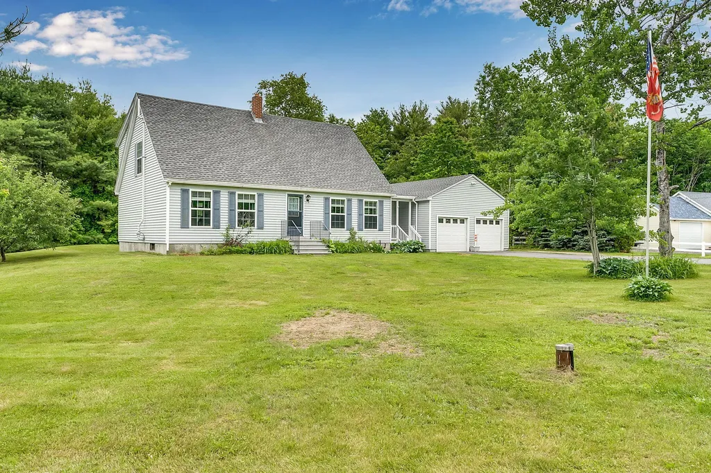 64 Hall Road Windham ME 04062