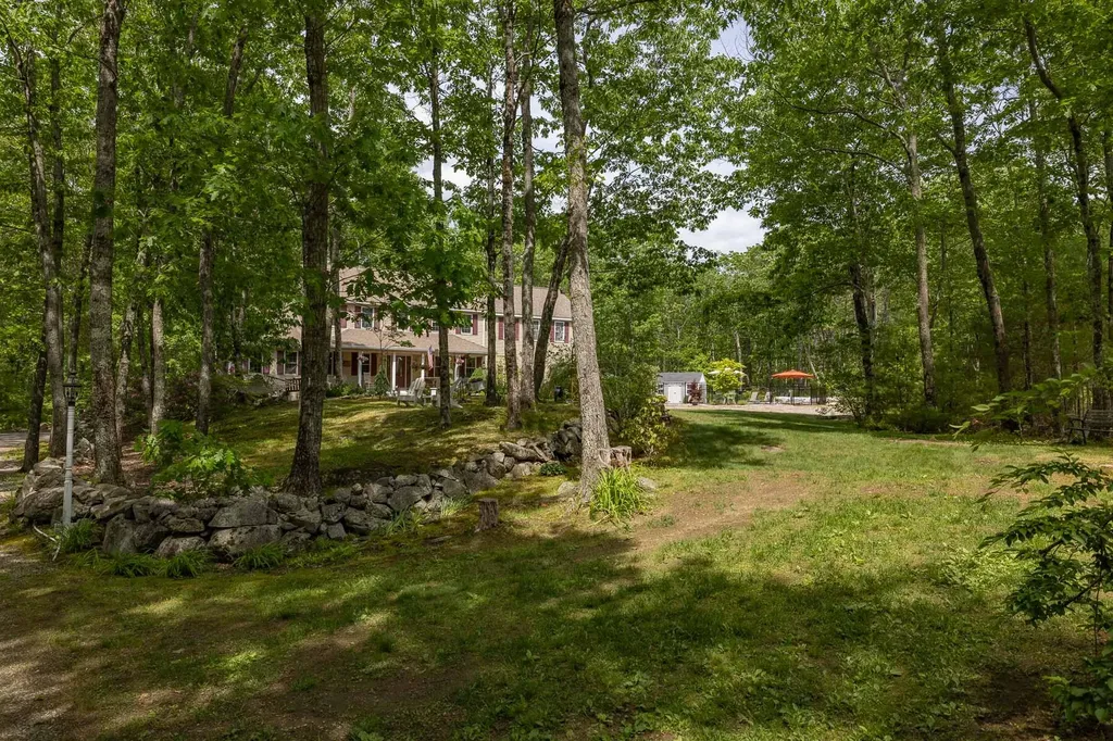 1369 Tatnic Road Wells ME 04090