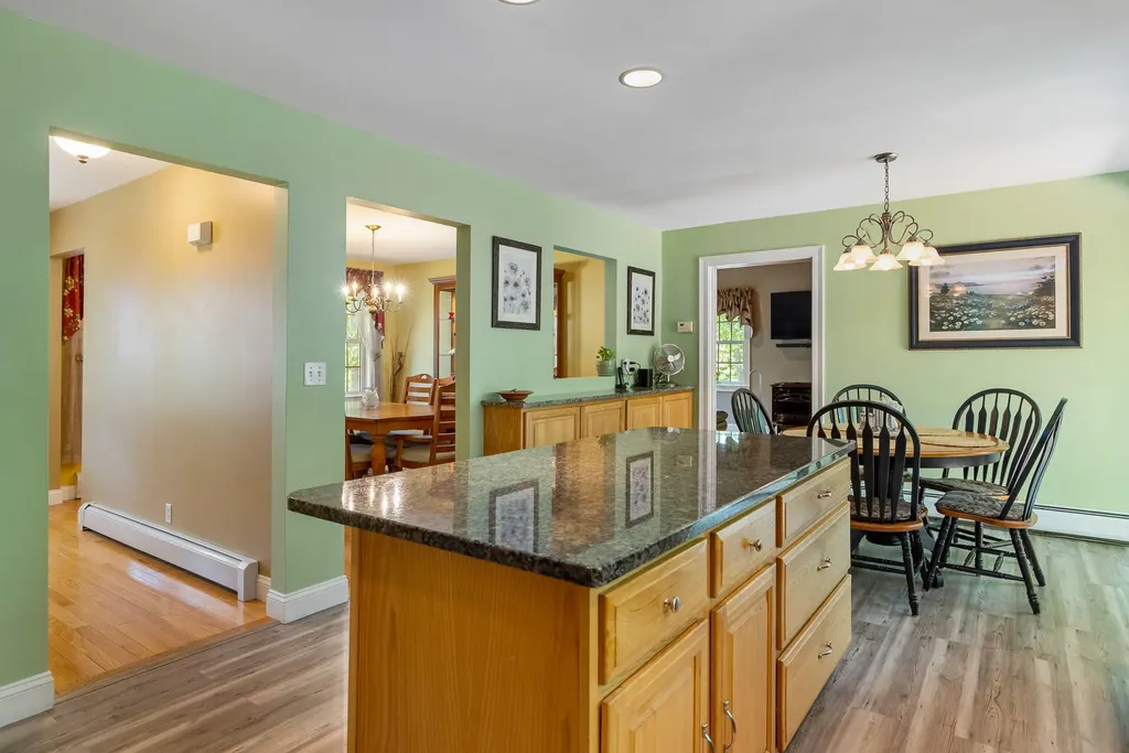 1369 Tatnic Road Wells ME 04090