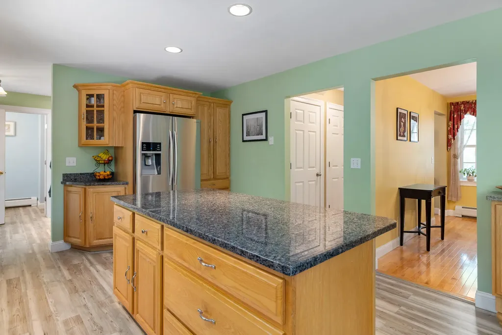 1369 Tatnic Road Wells ME 04090