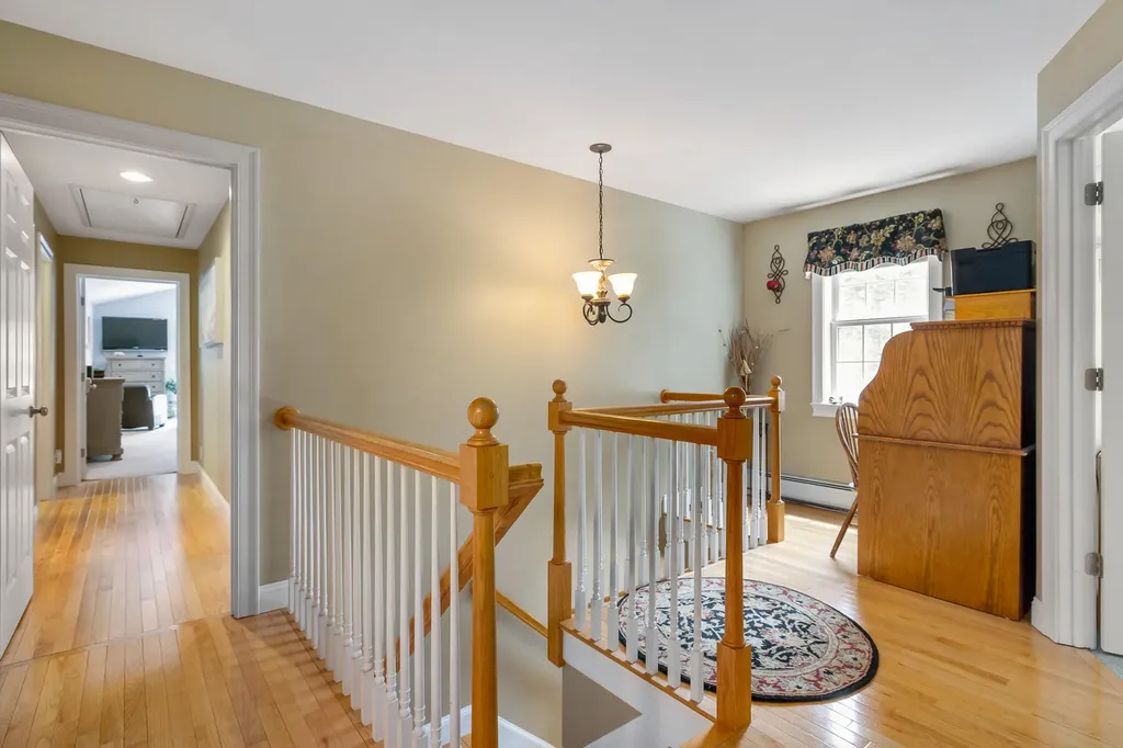 1369 Tatnic Road Wells ME 04090