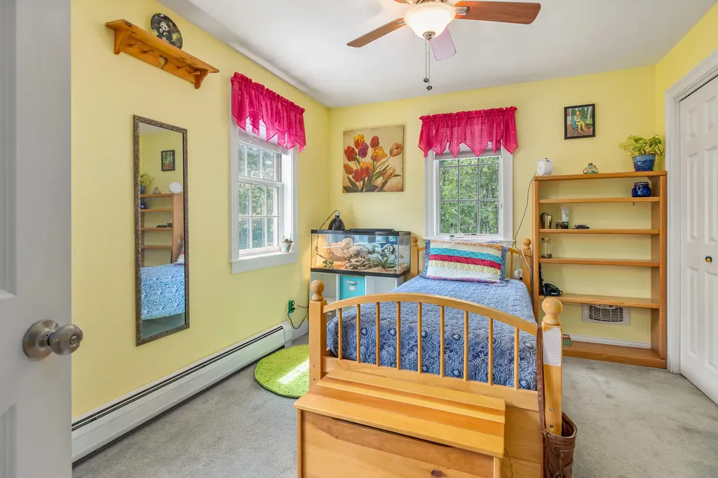 1369 Tatnic Road Wells ME 04090