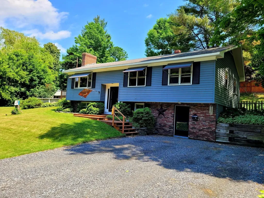 4 Bizier Street Winslow ME 04901