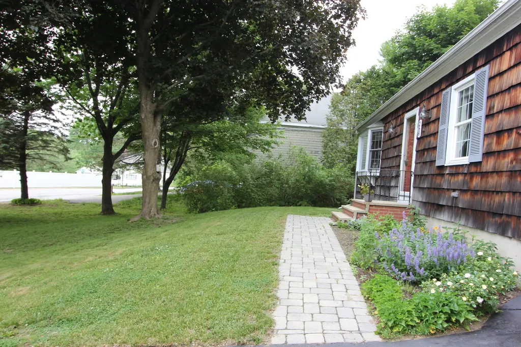 268 Montello Street Lewiston ME 04240