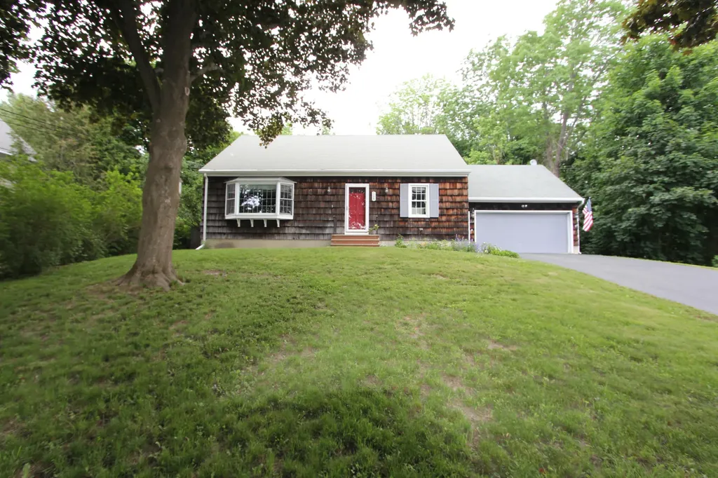 268 Montello Street Lewiston ME 04240