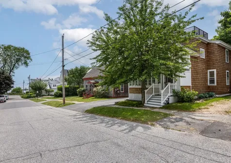 40 Myrtle Avenue South Portland ME 04106