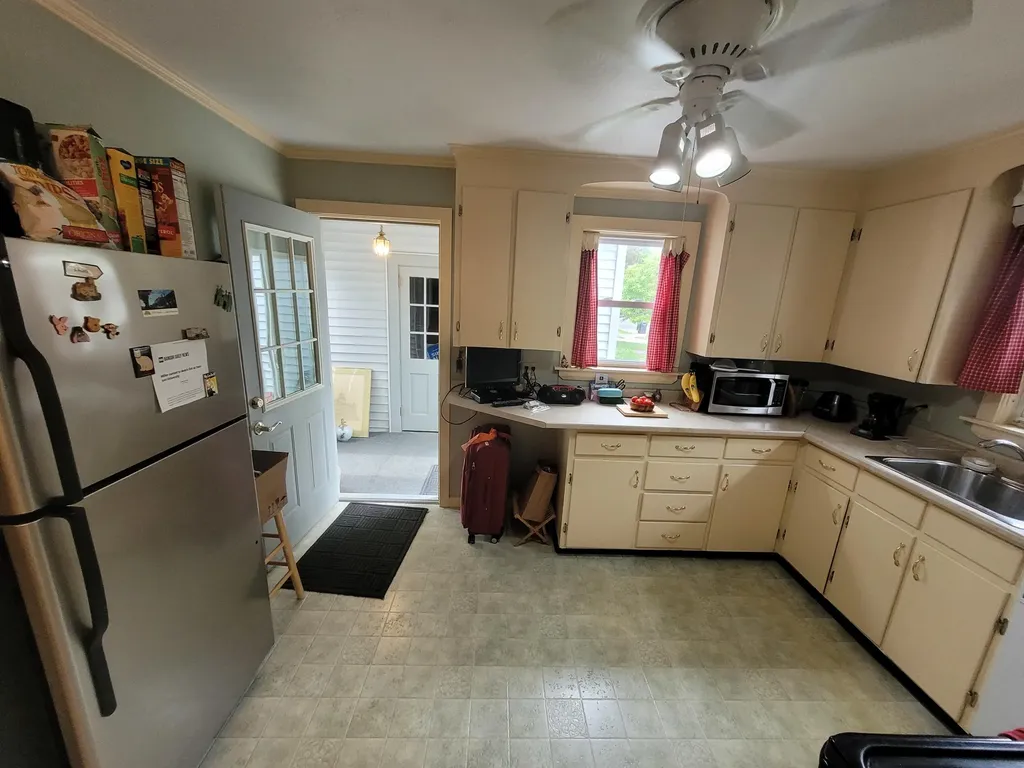 192 Fountain Street Bangor ME 04401