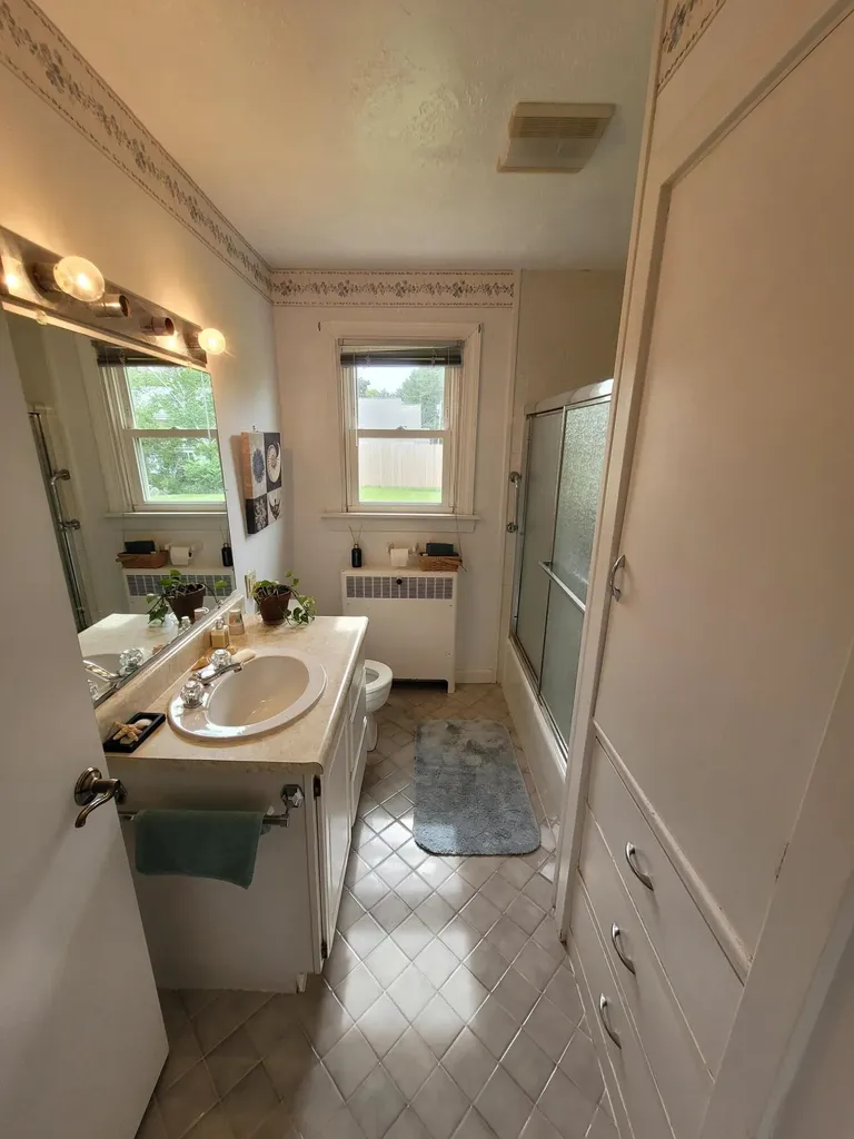 192 Fountain Street Bangor ME 04401