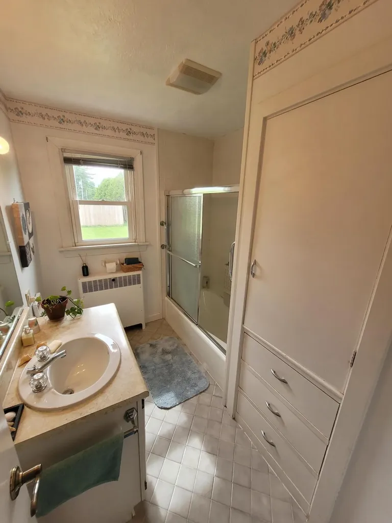 192 Fountain Street Bangor ME 04401