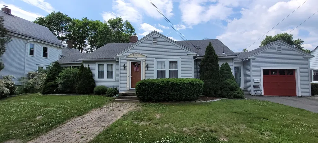 192 Fountain Street Bangor ME 04401