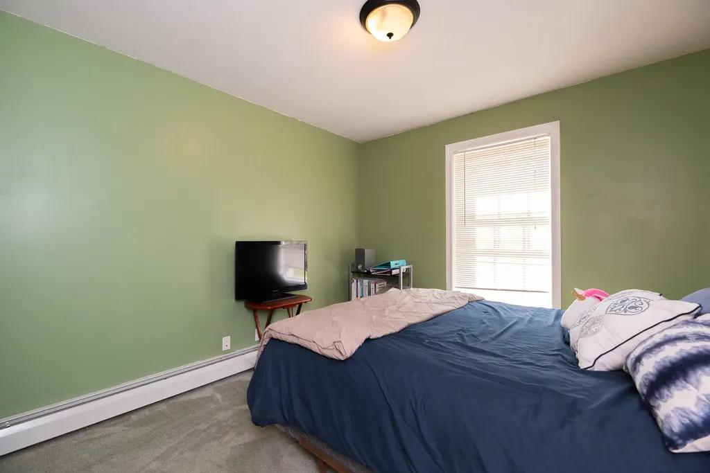 6 Mccue Lane Berwick ME 03901