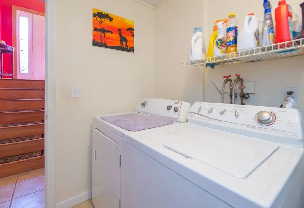 6 Mccue Lane Berwick ME 03901
