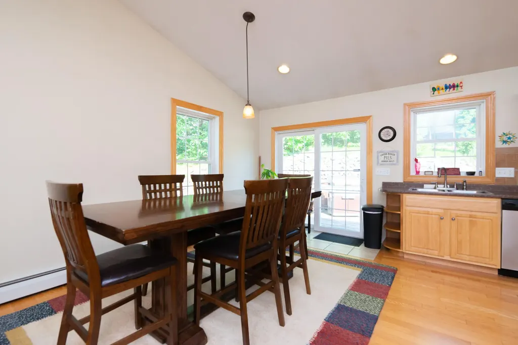 6 Mccue Lane Berwick ME 03901