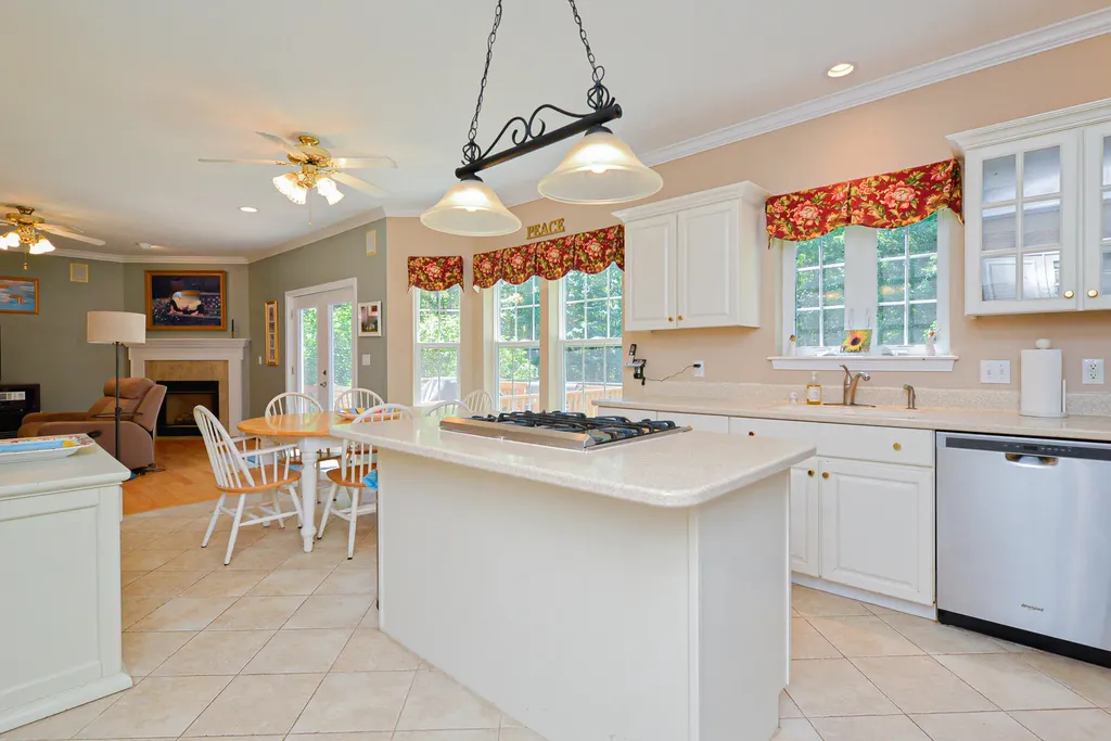 22 Remington Way Kennebunk ME 04043