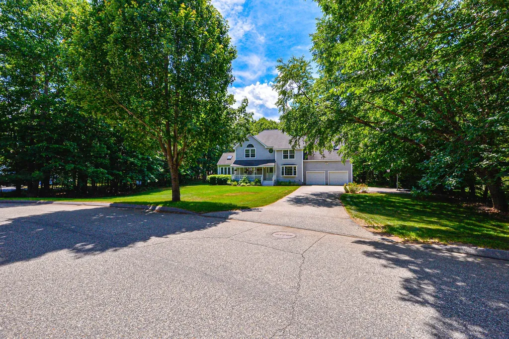 22 Remington Way Kennebunk ME 04043