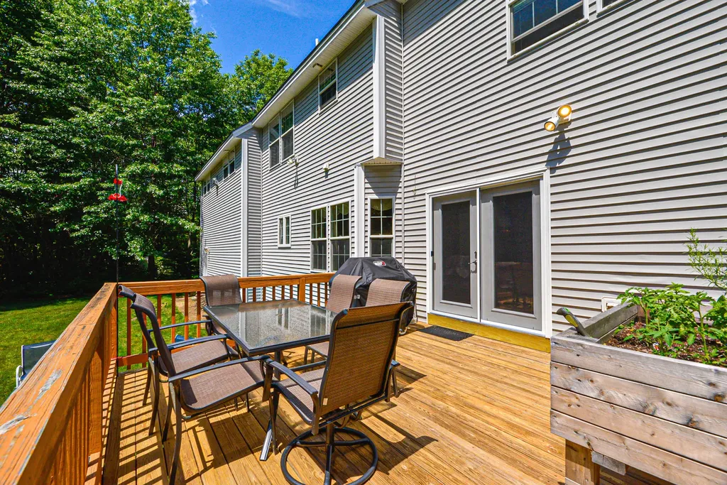 22 Remington Way Kennebunk ME 04043