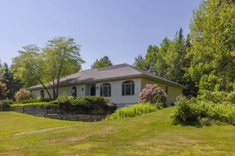 29 Carver Lane Lincolnville ME 04849
