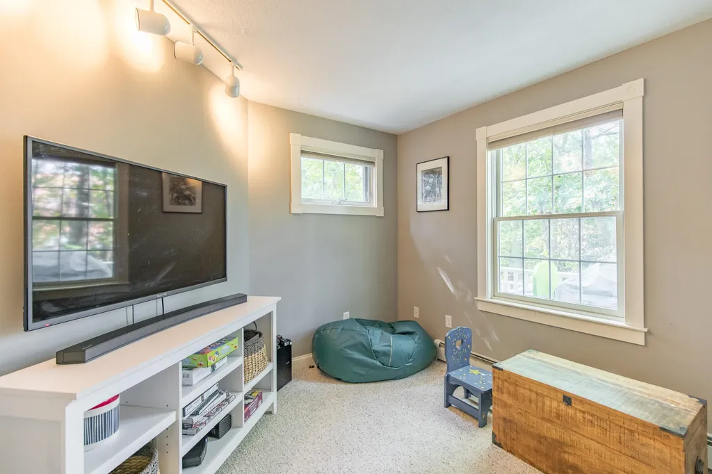 70 Cottage Park Road Portland ME 04103