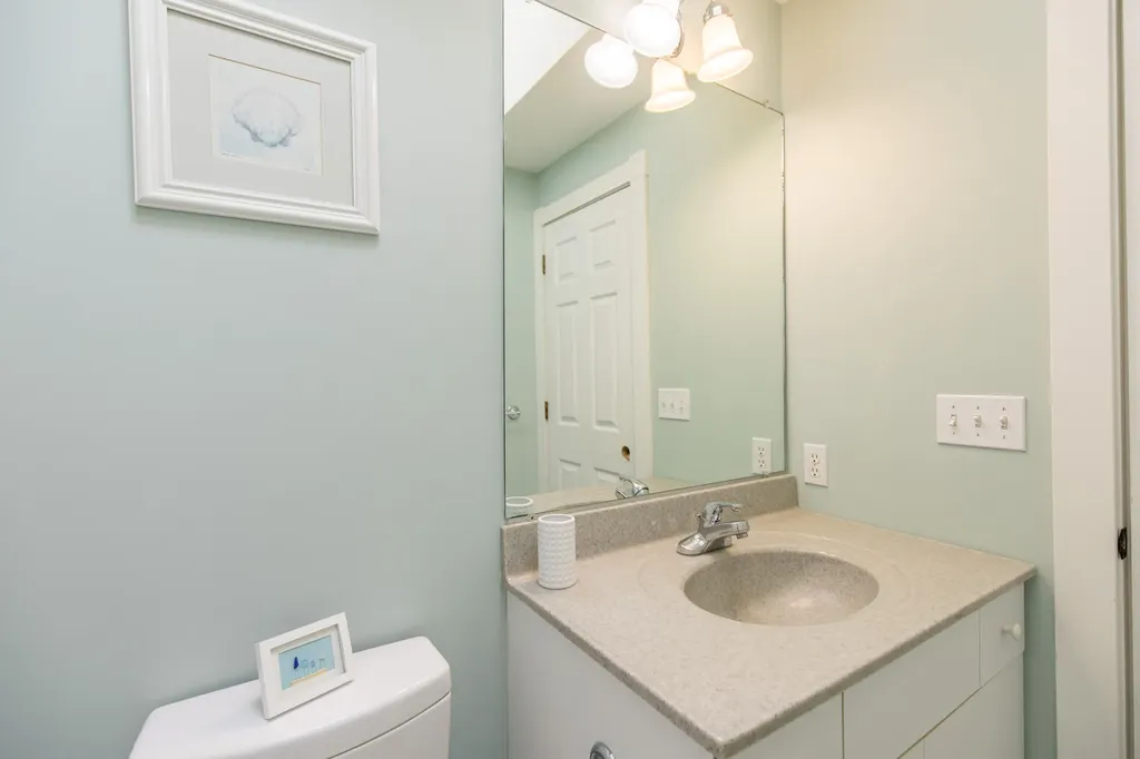 70 Cottage Park Road Portland ME 04103