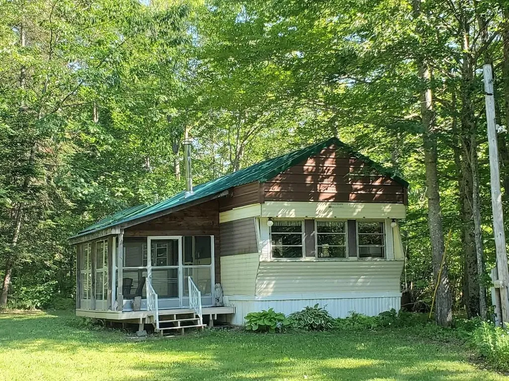 125 Swan Road New Sharon ME 04955