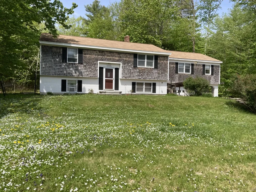 1769 Royalsborough Road Durham ME 04222
