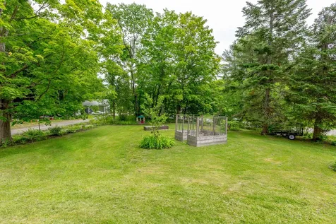3 Hillside Circle Gardiner ME 04359