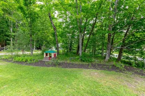 3 Hillside Circle Gardiner ME 04359