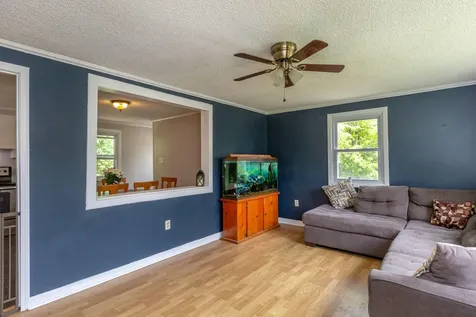 3 Hillside Circle Gardiner ME 04359