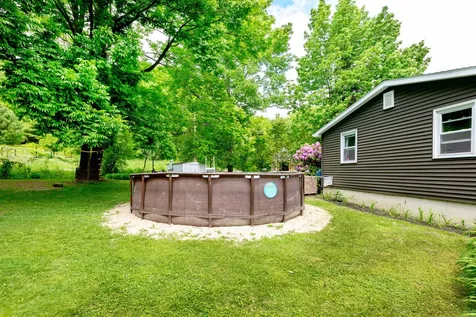 3 Hillside Circle Gardiner ME 04359