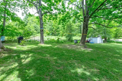 3 Hillside Circle Gardiner ME 04359