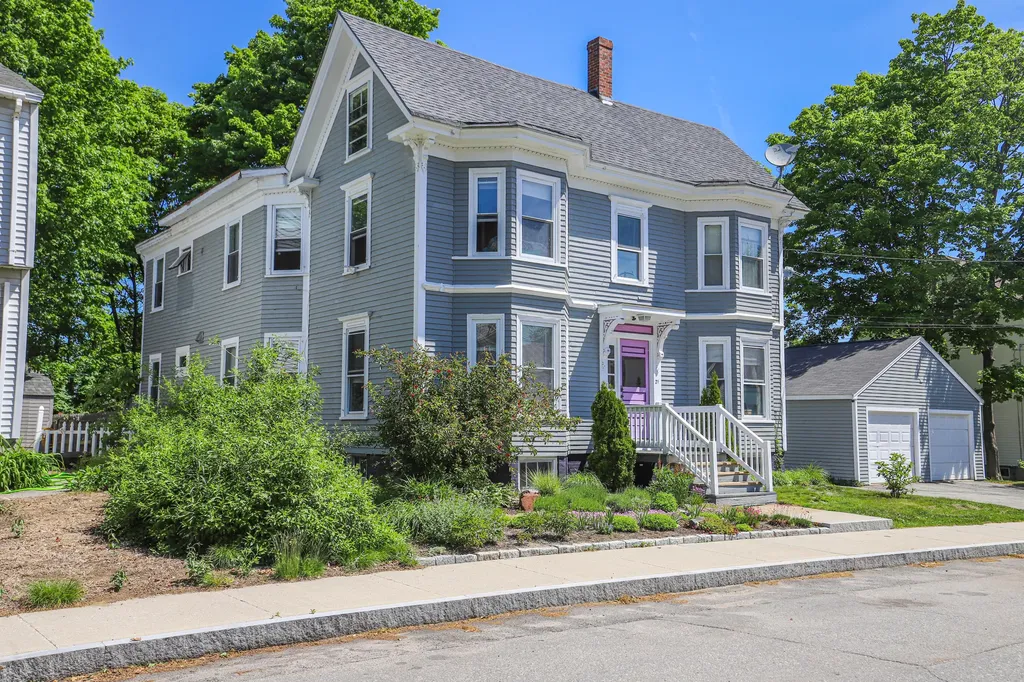 21 Waverly Street Portland ME 04103