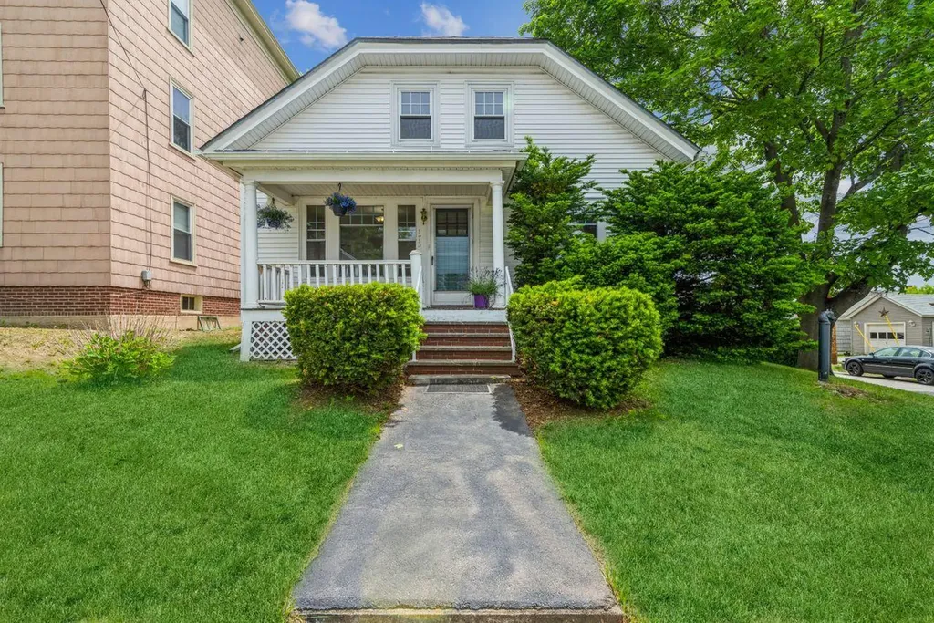 173 Webber Avenue Lewiston ME 04240