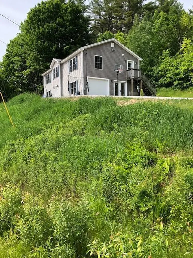 8 Overlook Drive Norway ME 04268