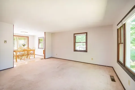 71 Bradstreet Lane Eliot ME 03903