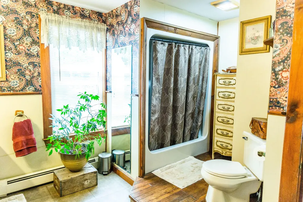 1212 Auburn Road Turner ME 04282