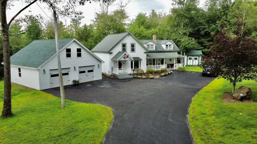 1212 Auburn Road Turner ME 04282